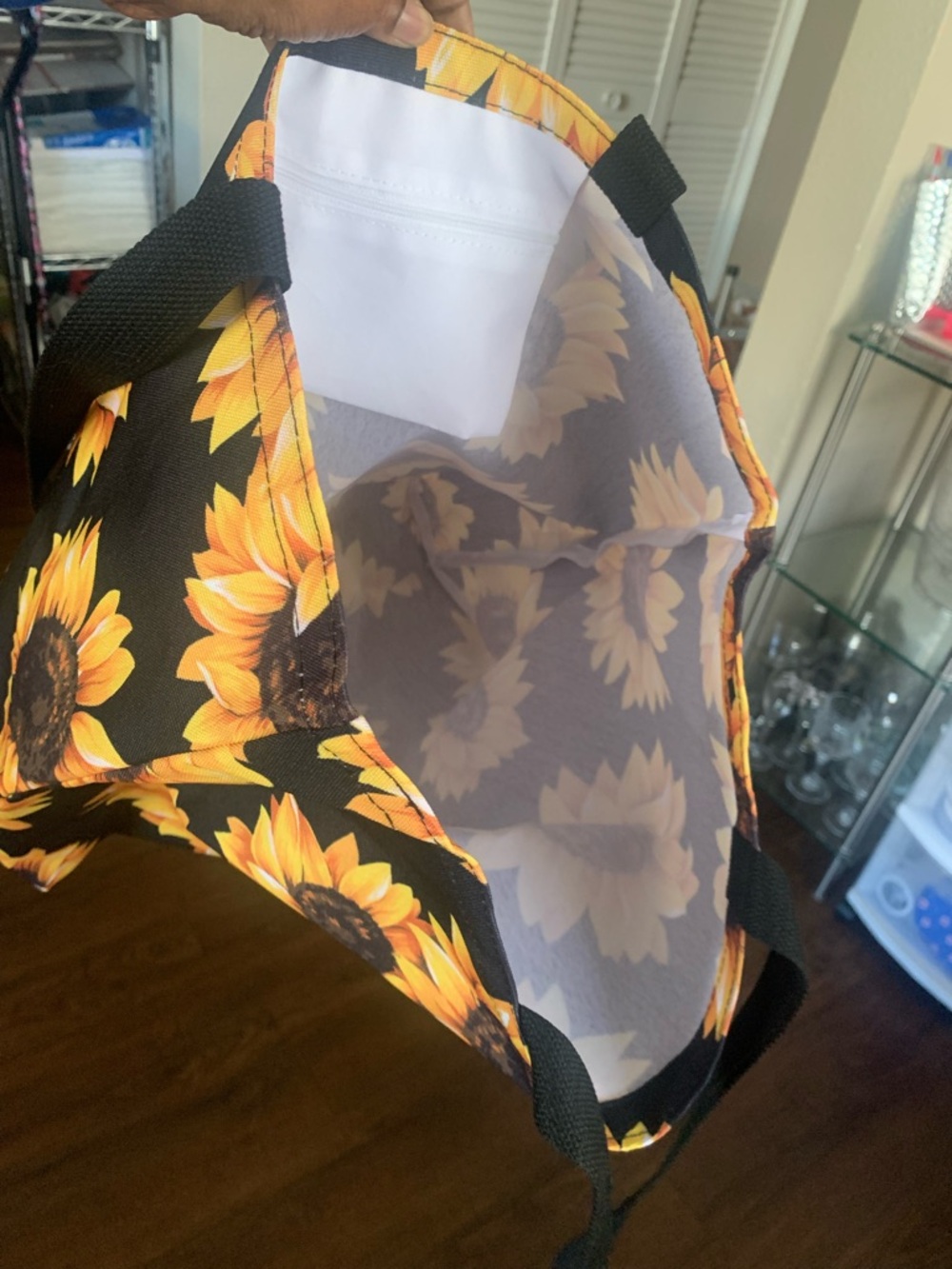 Large Sunflower Tote Bag 15” X 17” W/ Inside Hanging Pocket For Your Needs NWOT - Picture 3 of 4